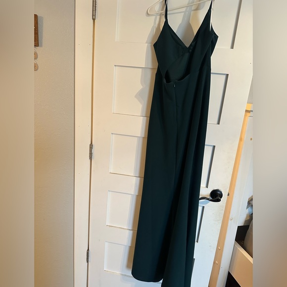 Formal dress - Picture 6 of 7